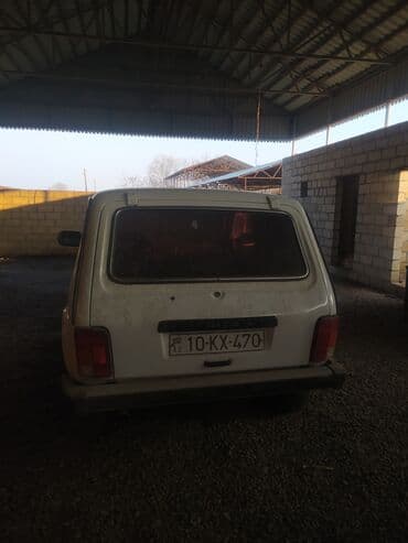 VAZ (LADA) 4x4 Niva: 1.7 l | 2001 il 4000 km Sedan lalafo.az -da VAZ (LADA) 4x4 Niva: 1.7 l | 2001 il 4000 km Sedan