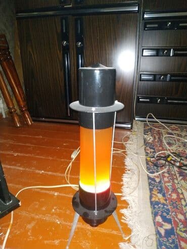 Retro “Raketa” lava lampası (СССР istehsalı – “Светильник Ракета”) lalafo.az -da Retro “Raketa” lava lampası (СССР istehsalı – “Светильник Ракета”)