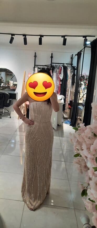 Libas tikdirilib sadəcə 1 dəfə geyinilib korset modeldir arxadan lalafo.az -da Libas tikdirilib sadəcə 1 dəfə geyinilib korset modeldir arxadan