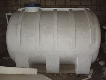 Plastik su çəni – horizontaldır, ağ rəngdə, silindrik korpuslu. Üst lalafo.az -da Plastik su çəni – horizontaldır, ağ rəngdə, silindrik korpuslu. Üst