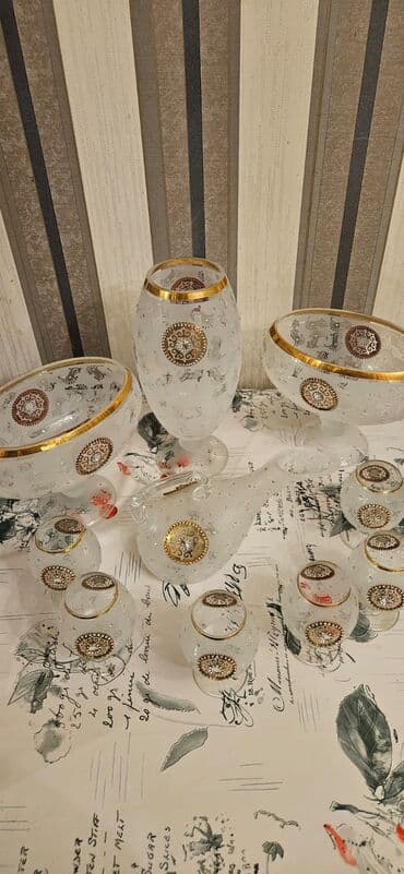 Şüşə serviz dəsti - Material: qalın şüşə - Rəng və bəzək: buzlu (mat) lalafo.az -da Şüşə serviz dəsti - Material: qalın şüşə - Rəng və bəzək: buzlu (mat)