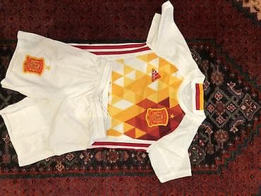 Футболки: Məhsul: Uşaq futbol forması dəsti – İspaniya milli komandasının rəsmi at lalafo.az — 1 Футболки: Məhsul: Uşaq futbol forması dəsti – İspaniya milli komandasının rəsmi — 1