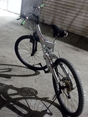 Dağ/şosse üçün universal velosiped • Alüminium görünüşlü gövdə, tam lalafo.az -da Dağ/şosse üçün universal velosiped • Alüminium görünüşlü gövdə, tam