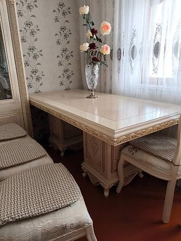 Qonaq otağı üçün, İşlənmiş, Açılmayan, Dördbucaq masa, 6 stul lalafo.az -da — 3 Qonaq otağı üçün, İşlənmiş, Açılmayan, Dördbucaq masa, 6 stul — 3