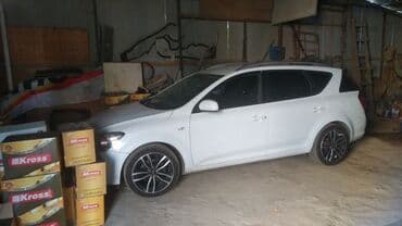 Ağ rəngli universal (vaqon) kuzovlu minik avtomobili Xüsusiyyətlər: - lalafo.az -da Ağ rəngli universal (vaqon) kuzovlu minik avtomobili Xüsusiyyətlər: -