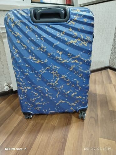 Böyük ölçülü sərt korpuslu səyahət çamadanı - Rəng və dizayn: mavi lalafo.az -da Böyük ölçülü sərt korpuslu səyahət çamadanı - Rəng və dizayn: mavi