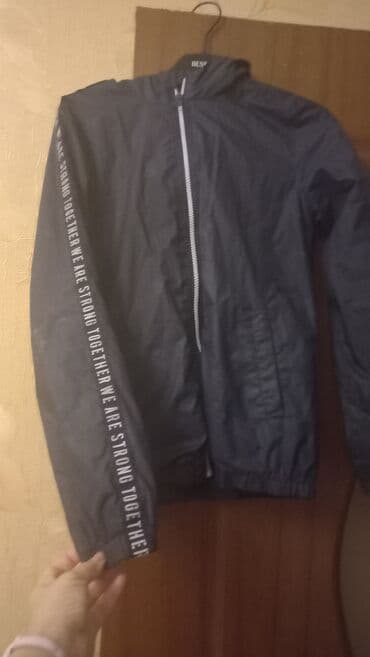 LC Waikiki uşaq küləklik/jaket 90 mamata alinib 12 manata 8 9 10 11 lalafo.az -da LC Waikiki uşaq küləklik/jaket 90 mamata alinib 12 manata 8 9 10 11