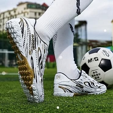 Buts. Futbol üçün, suni futbol örtüyü üçün ideal. Yeni almışam, ancaq lalafo.az -da Buts. Futbol üçün, suni futbol örtüyü üçün ideal. Yeni almışam, ancaq