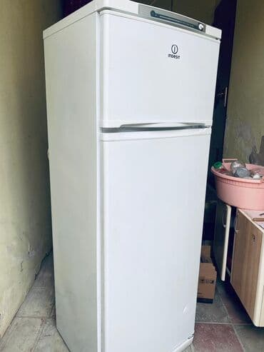 2 qapılı Indesit Soyuducu Satılır, rəng - Ağ lalafo.az -da 2 qapılı Indesit Soyuducu Satılır, rəng - Ağ