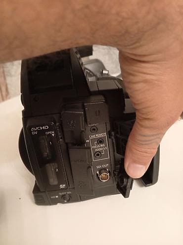 Dəyərindən çox ucuz. Panasonic professional video kamera panasonic lalafo.az -da — 5 Dəyərindən çox ucuz. Panasonic professional video kamera panasonic — 5