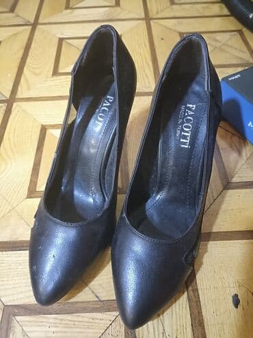 Tuflilər, Ölçü: 37, rəng - Qara, İşlənmiş lalafo.az -da Tuflilər, Ölçü: 37, rəng - Qara, İşlənmiş