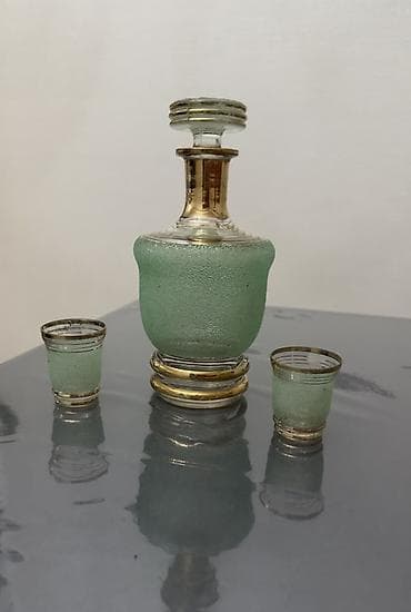 Rəng - Yaşıl, Şüşə lalafo.az -da Rəng - Yaşıl, Şüşə