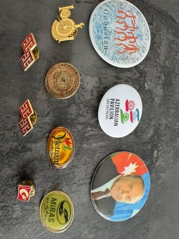 Kolleksiya üçün nişan və badge dəsti Məzmun: - 2 ədəd emallı qırmızı lalafo.az -da Kolleksiya üçün nişan və badge dəsti Məzmun: - 2 ədəd emallı qırmızı