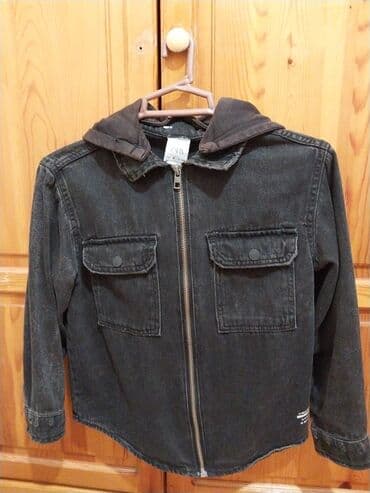 Zara Kids kapüşonlu denim gödəkçə - Rəng: qara (yüngül yuyulma lalafo.az -da Zara Kids kapüşonlu denim gödəkçə - Rəng: qara (yüngül yuyulma