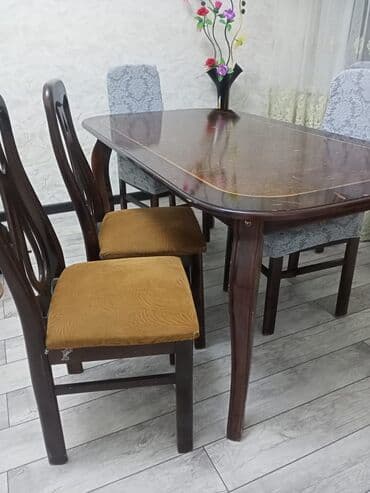 Qonaq otağı üçün, İşlənmiş, Dördbucaq masa, 6 stul lalafo.az -da Qonaq otağı üçün, İşlənmiş, Dördbucaq masa, 6 stul