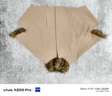 Bej rəngli qadın pelerini/ponçosu - Model: üçbucaq kəsimli ponço - lalafo.az -da Bej rəngli qadın pelerini/ponçosu - Model: üçbucaq kəsimli ponço -