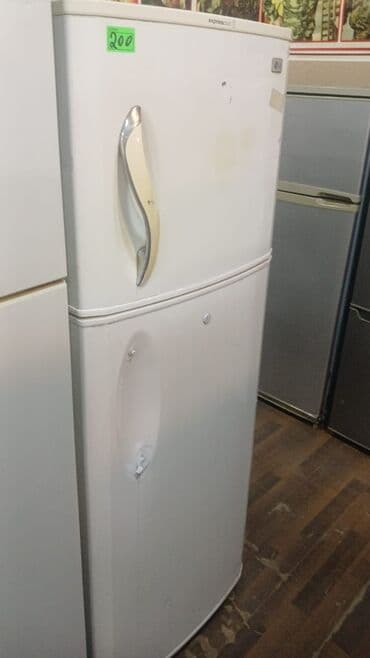 İki qapılı soyuducu (üstdə dondurucu, altda əsas bölmə) - Rəng: ağ - lalafo.az -da İki qapılı soyuducu (üstdə dondurucu, altda əsas bölmə) - Rəng: ağ -