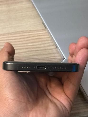 IPhone 15 Pro Max, 256 GB, Black Titanium, Face ID lalafo.az -da — 6 IPhone 15 Pro Max, 256 GB, Black Titanium, Face ID — 6