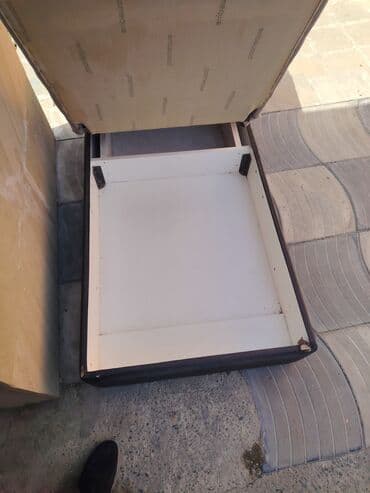 Di̇van-kravat, İşlənmiş, Açılan, Bazalı, Parça, Çatdırılma yoxdur lalafo.az -da Di̇van-kravat, İşlənmiş, Açılan, Bazalı, Parça, Çatdırılma yoxdur