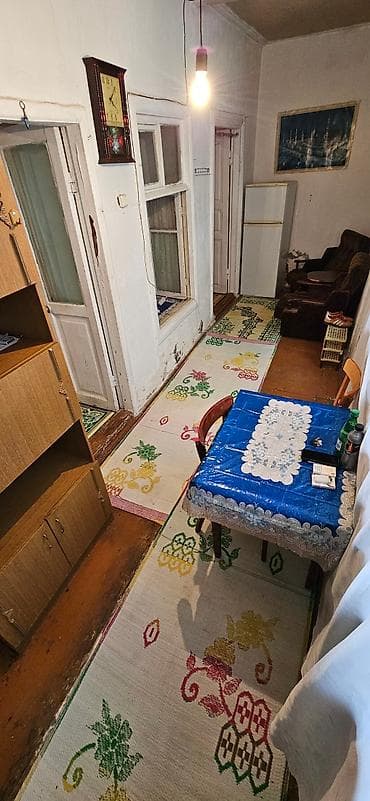 Ev verildikden sonra elan silinecek Nizami metro yani 1 mertebeli lalafo.az -da Ev verildikden sonra elan silinecek Nizami metro yani 1 mertebeli