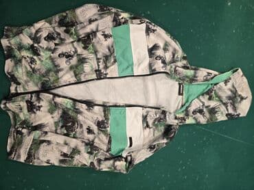 Uşaq üçün NEBATTI brendi kapüşonlu jiletka/svitşot. - Ölçü: 11-12 yaş lalafo.az -da Uşaq üçün NEBATTI brendi kapüşonlu jiletka/svitşot. - Ölçü: 11-12 yaş