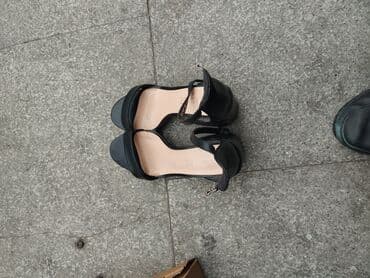 Qara rəngli qadın platforma ayaqqabıları - Açıq burunlu dizayn - lalafo.az -da Qara rəngli qadın platforma ayaqqabıları - Açıq burunlu dizayn -