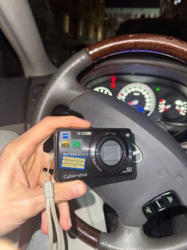 Salam ideal veziyyetde sony reqemsal kameradır.5x optik zoom flash lalafo.az -da Salam ideal veziyyetde sony reqemsal kameradır.5x optik zoom flash