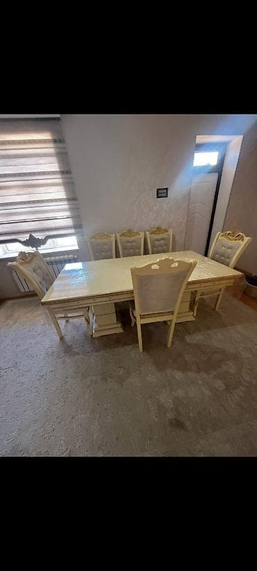 AylaStol 8stul satılır.Stol açılandı 450 azn satılır.Ünvan lalafo.az -da AylaStol 8stul satılır.Stol açılandı 450 azn satılır.Ünvan