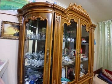 Şüşəli dolab vitrini lalafo.az -da Şüşəli dolab vitrini