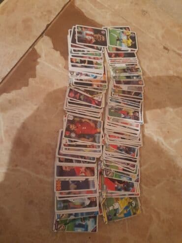 Məhsul: Futbol kolleksiya kartları dəsti Təsvir: - Şəkildə gördüyünüz lalafo.az -da Məhsul: Futbol kolleksiya kartları dəsti Təsvir: - Şəkildə gördüyünüz