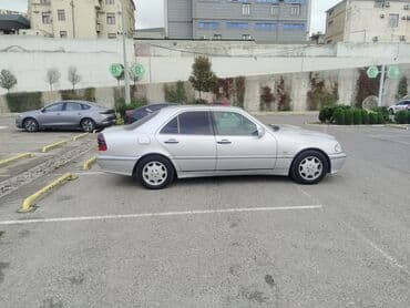 Mercedes-Benz C-Class: 2.4 l | 1997 il Sedan lalafo.az -da Mercedes-Benz C-Class: 2.4 l | 1997 il Sedan