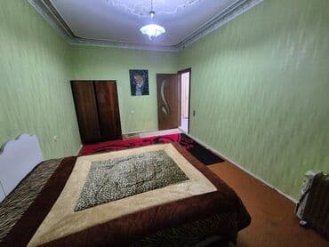 Təcili! 7 mkr, Era məktəbin yanındaki evin 1ci mərtəbəsindəki 2 lalafo.az -da Təcili! 7 mkr, Era məktəbin yanındaki evin 1ci mərtəbəsindəki 2