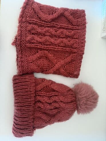 Toxunma papaq və boyunluq dəsti - Rəng: tünd qızılı-qırmızı/tuğla lalafo.az -da Toxunma papaq və boyunluq dəsti - Rəng: tünd qızılı-qırmızı/tuğla