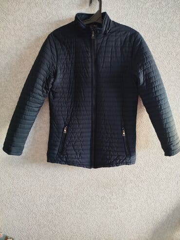 Kişi üçün gödəkçə. Papağıda var. Açıb çıxartmaq olur. 38, 40, 42 lalafo.az -da Kişi üçün gödəkçə. Papağıda var. Açıb çıxartmaq olur. 38, 40, 42