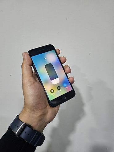 IPhone 8, 64 GB, Space Gray, Barmaq izi lalafo.az -da IPhone 8, 64 GB, Space Gray, Barmaq izi