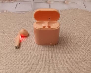 İşlənmiş Simsiz (Bluetooth) Qulaqcıqlar, rəng - Bej lalafo.az -da İşlənmiş Simsiz (Bluetooth) Qulaqcıqlar, rəng - Bej