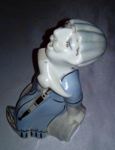 Heykəlcik, 1970 il, Keramik, SSRİ, Ünvandan götürmə lalafo.az -da Heykəlcik, 1970 il, Keramik, SSRİ, Ünvandan götürmə