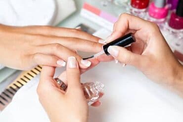 Manikür, Gellak, şellak, Dırnaqların dizaynı, Dırnaq qaynağı, Evə gəlməklə lalafo.az -da Manikür, Gellak, şellak, Dırnaqların dizaynı, Dırnaq qaynağı, Evə gəlməklə