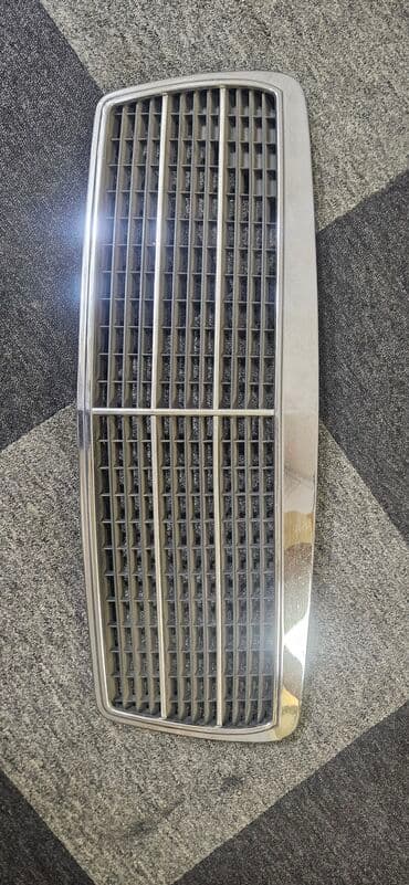 Avtomobil üçün ön radiator barmaqlığı - Klassik üslubda, xrom lalafo.az -da Avtomobil üçün ön radiator barmaqlığı - Klassik üslubda, xrom