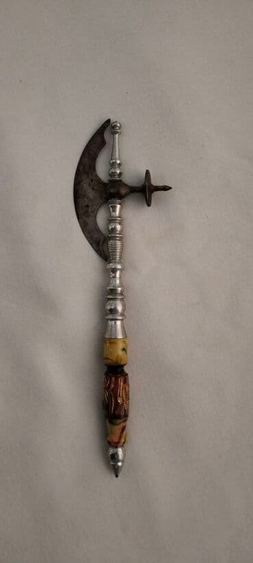 Məhsul: Miniatür baltalı dekorativ qələm əl işi ilə möhtəşəm qədimi lalafo.az -da Məhsul: Miniatür baltalı dekorativ qələm əl işi ilə möhtəşəm qədimi