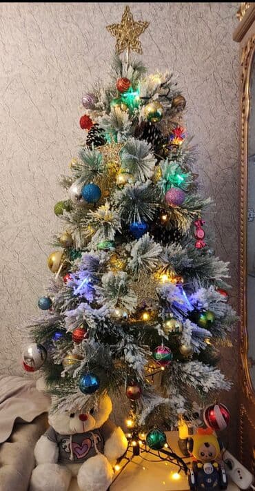 Qarlı model Yolka – 150 sm - Hündürlük: 150 sm - Keçən il alınıb lalafo.az -da Qarlı model Yolka – 150 sm - Hündürlük: 150 sm - Keçən il alınıb