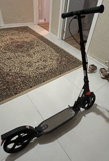 Şəhərdaxili rahat hərəkət üçün böyük təkərli şosse skuter lalafo.az -da Şəhərdaxili rahat hərəkət üçün böyük təkərli şosse skuter