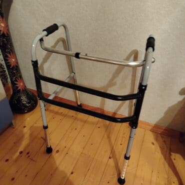 Gəzinti üçün yüngül metal gəzmə7r çərçivəsi (walker).75 manata alınıb lalafo.az -da Gəzinti üçün yüngül metal gəzmə7r çərçivəsi (walker).75 manata alınıb