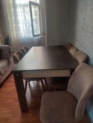 Qonaq otağı üçün, İşlənmiş, Kvadrat masa, 6 stul lalafo.az -da Qonaq otağı üçün, İşlənmiş, Kvadrat masa, 6 stul