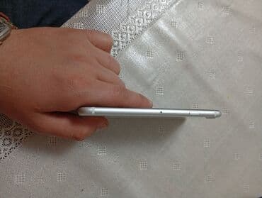 IPhone SE 2020, 128 GB, Ağ, Barmaq izi lalafo.az -da IPhone SE 2020, 128 GB, Ağ, Barmaq izi