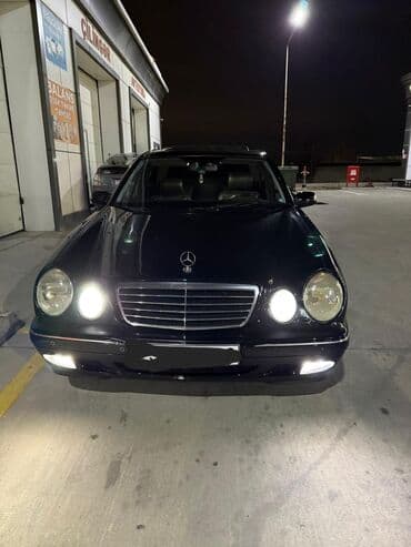 Mercedes-Benz E-Class (W210) sedan – klassik dizaynlı, qara rəngli lalafo.az -da Mercedes-Benz E-Class (W210) sedan – klassik dizaynlı, qara rəngli