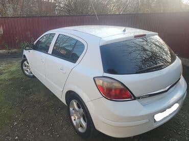 Opel Astra: 1.3 l | 2006 il 244693 km Hetçbek lalafo.az -da Opel Astra: 1.3 l | 2006 il 244693 km Hetçbek