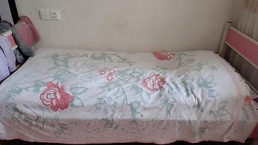 Təknəfərlik çarpayı, Matras ilə, Siyirməsiz lalafo.az -da Təknəfərlik çarpayı, Matras ilə, Siyirməsiz