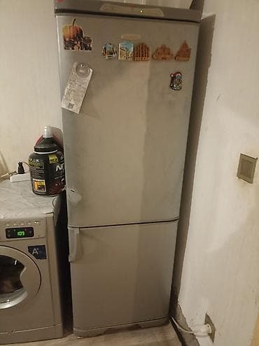 İki qapılı soyuducu - Rəng: gümüşü (inox görünüşlü) - Üst kamera lalafo.az -da İki qapılı soyuducu - Rəng: gümüşü (inox görünüşlü) - Üst kamera