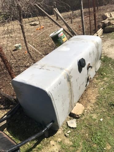 Manın yanacaq bakı.600 litrdir.Real alıcıya endirim edeciyem lalafo.az -da Manın yanacaq bakı.600 litrdir.Real alıcıya endirim edeciyem